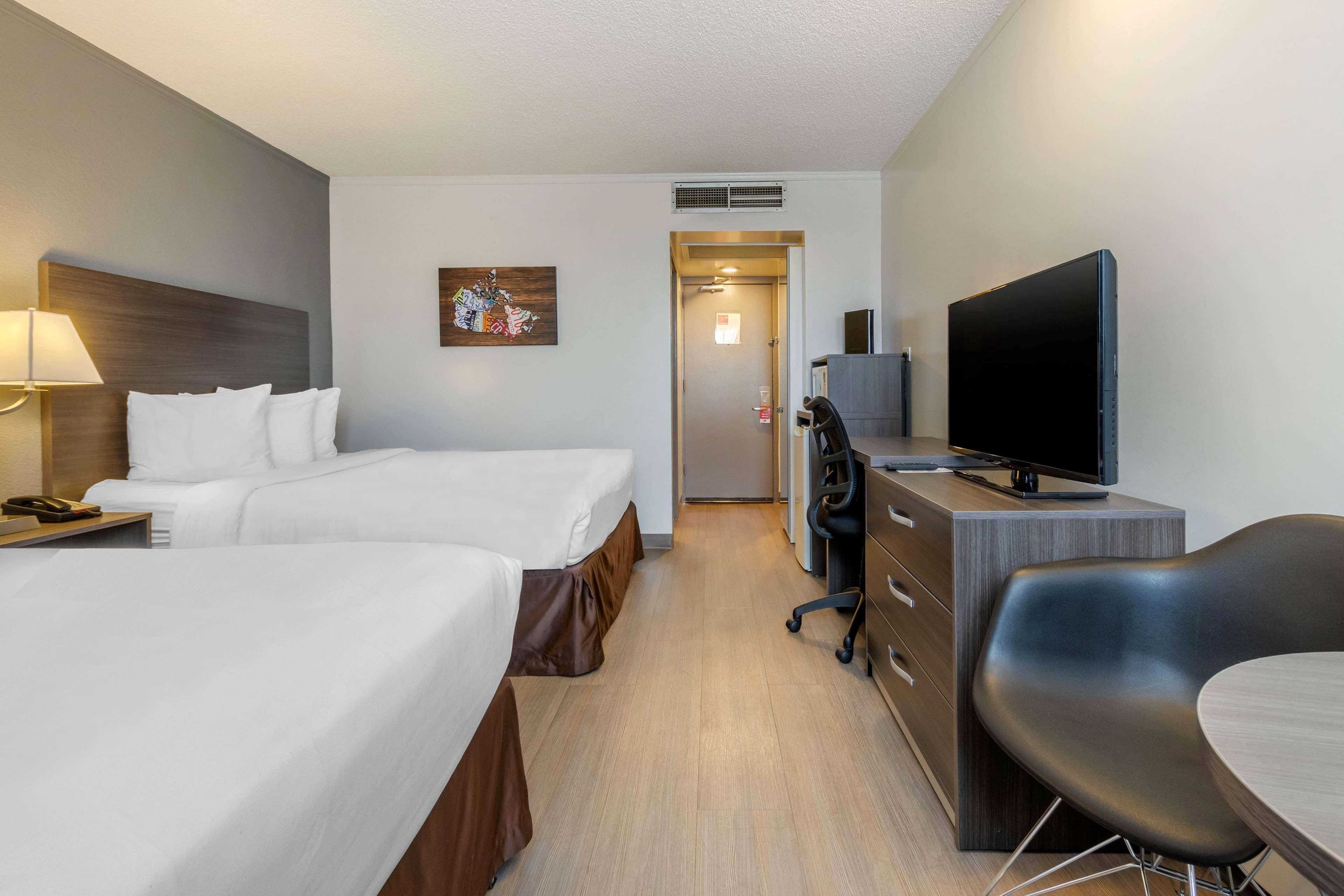 Super 8 By Wyndham Macleod Trail Calgary Hotel Luaran gambar