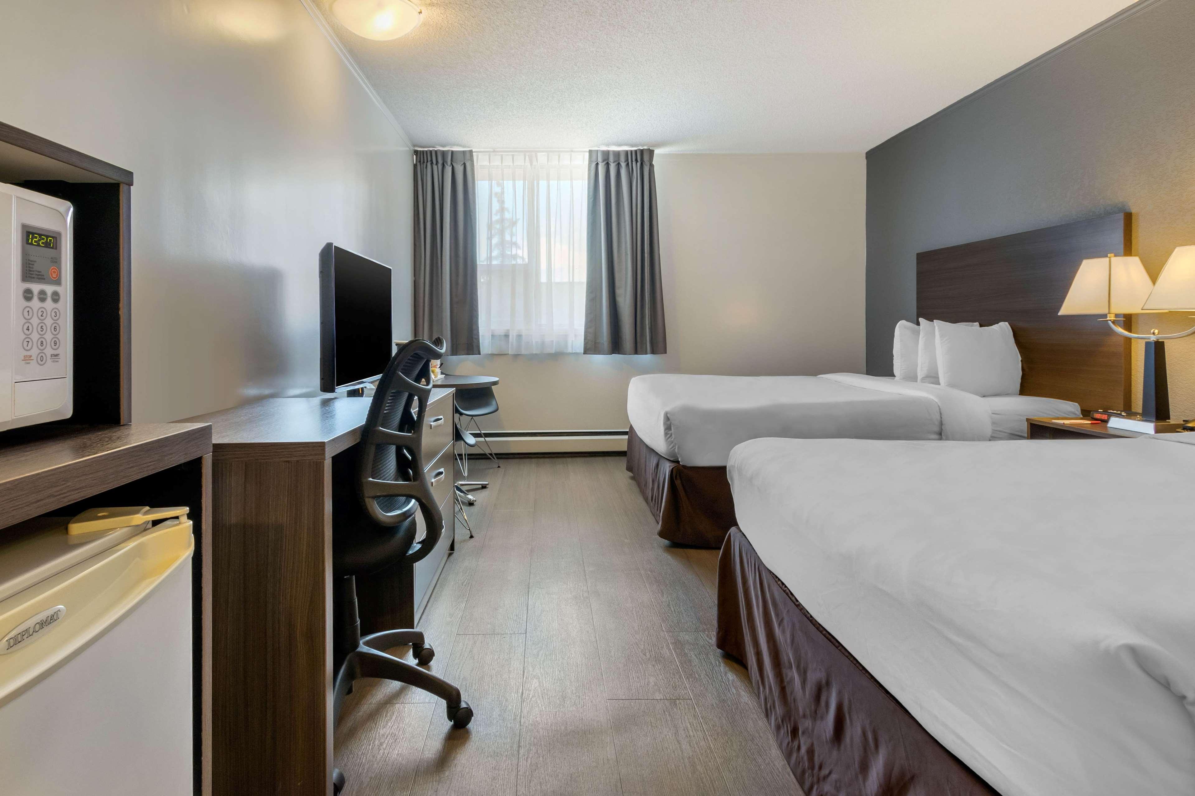 Super 8 By Wyndham Macleod Trail Calgary Hotel Luaran gambar